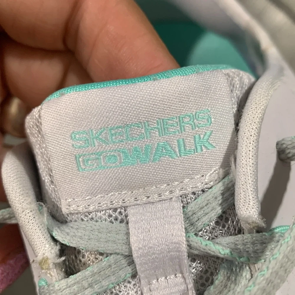 Skechers GO WALK Massage‎ Fit Slip-ins Grey & Green size 11
